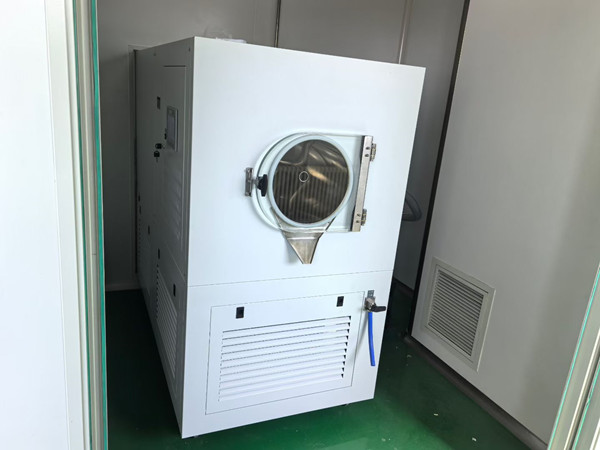 天游TY8检测中心1m²生产型冻干机(穿墙型)设备现场实拍图2